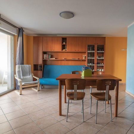 La Petit Maisonette De Manu Кан Екстериор снимка