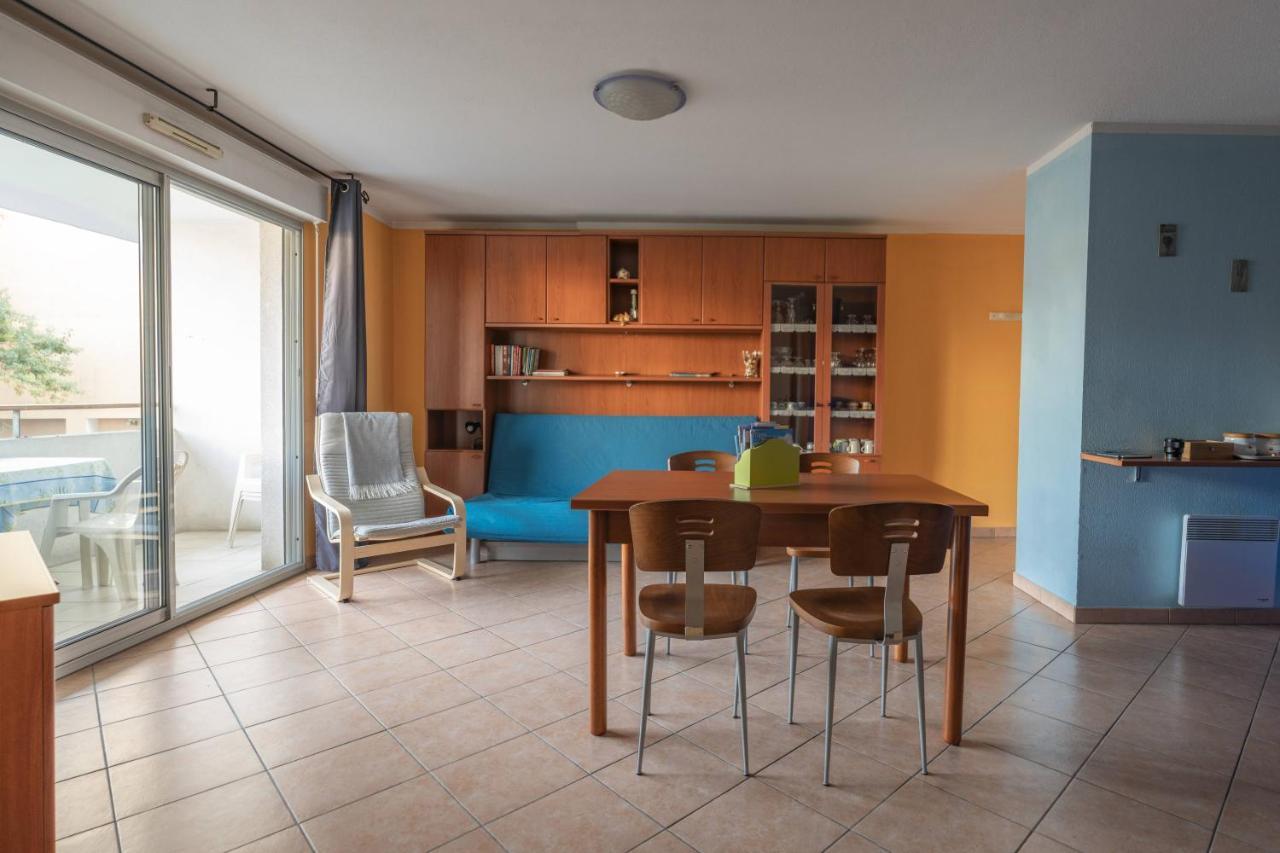 La Petit Maisonette De Manu Кан Екстериор снимка