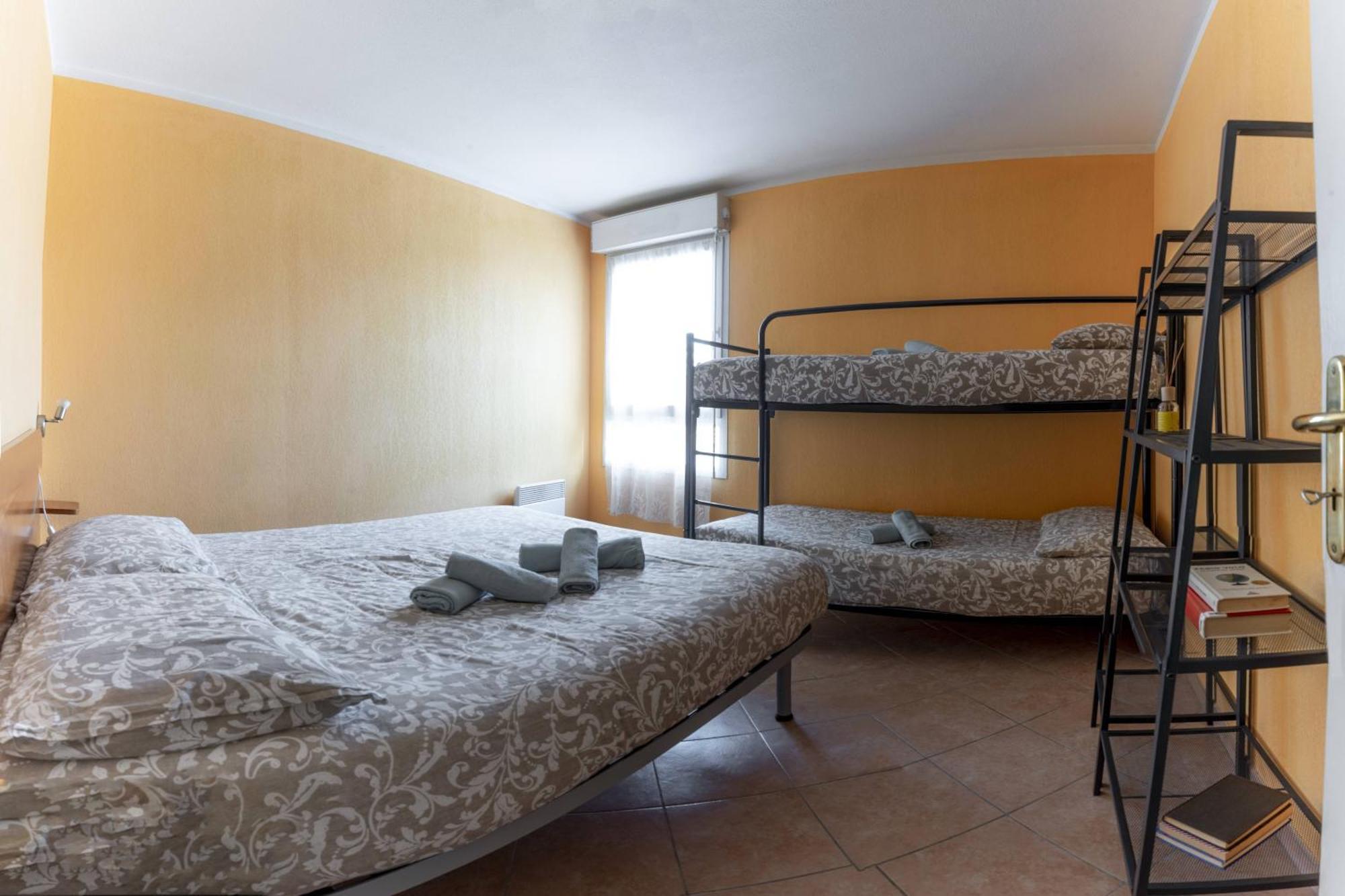 La Petit Maisonette De Manu Кан Екстериор снимка